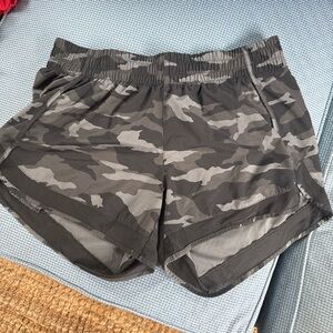 Athleta Black and Gray Athletic Shorts Lightweight Elastic Waist